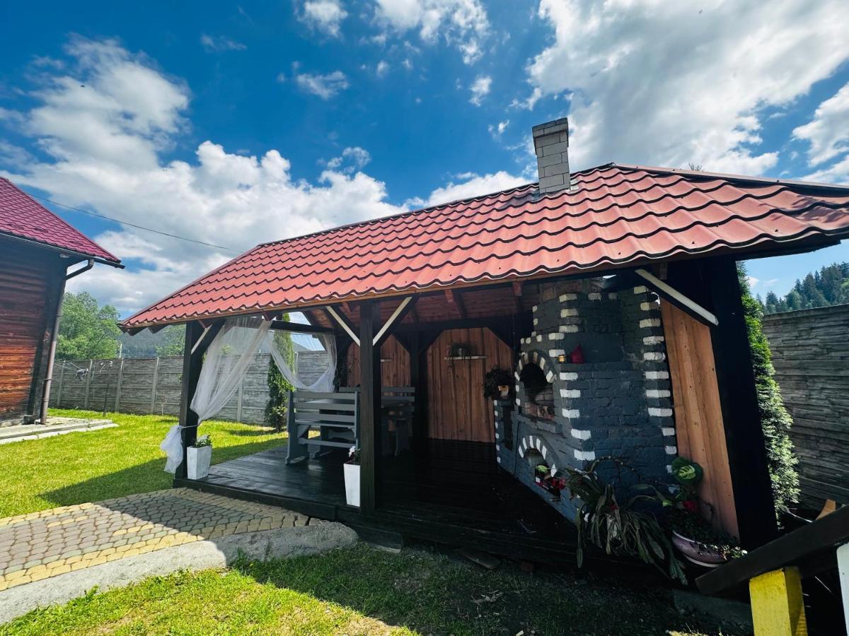 Садиба Дерев*Яна Хата Werchowyna Exterior foto
