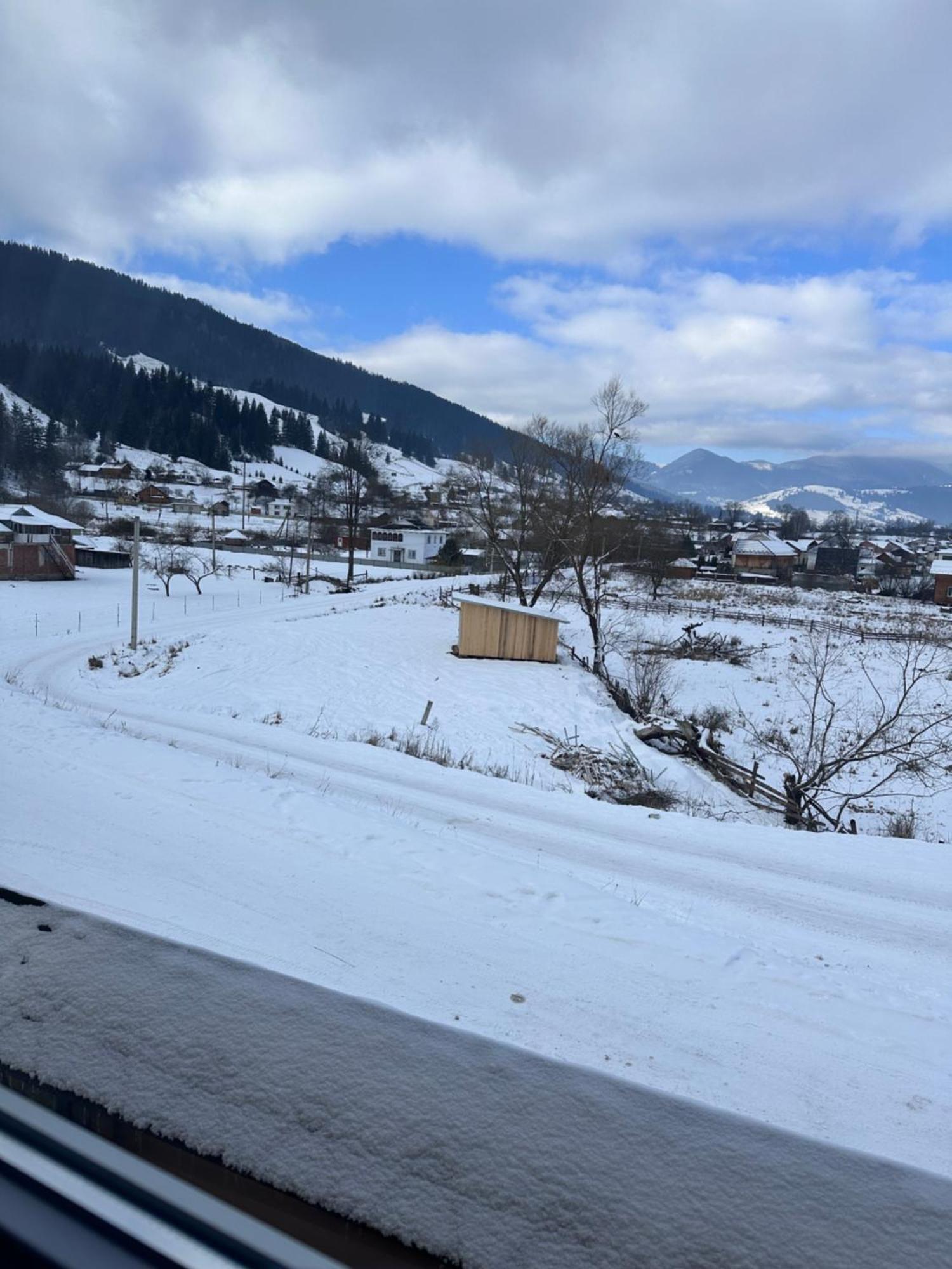 Садиба Дерев*Яна Хата Werchowyna Exterior foto
